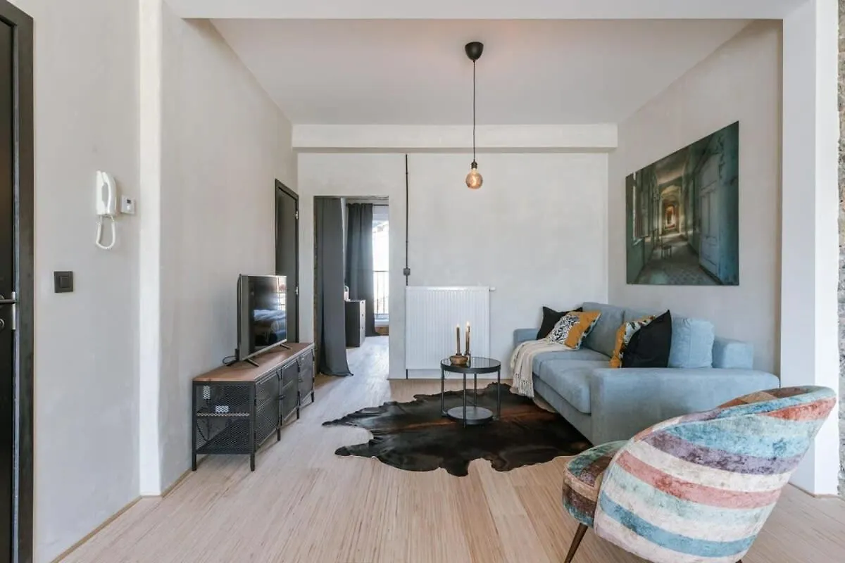 Huswell - Industrial Apartment With Terrace In Antwerpen