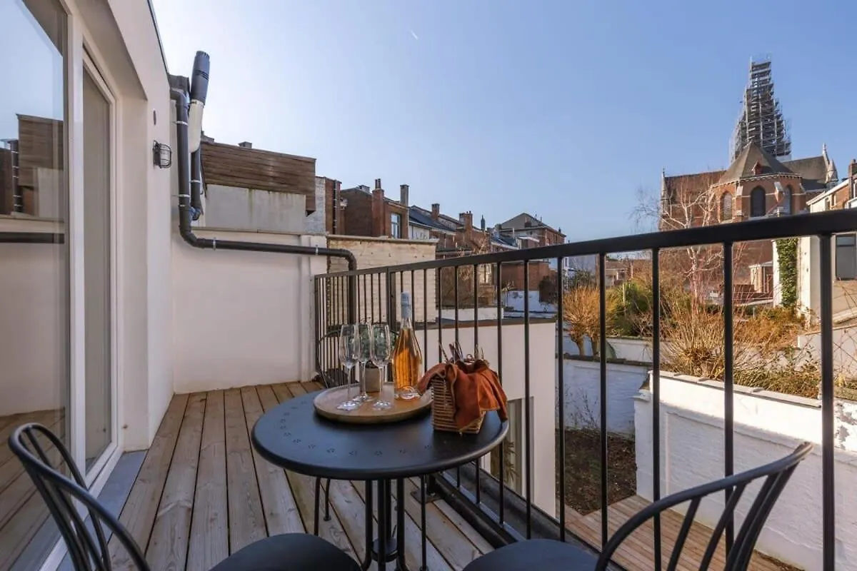 Huswell - Industrial Apartment With Terrace In Antwerpen België